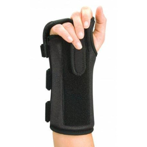 ComfortFORM Boxer's Splint for immobilizing a sprained or injured right pinky finger.