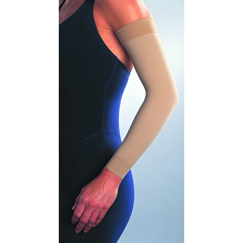 Jobst Ready To Wear 20-30 mmHg Armsleeve, Beige, Medium, Long, provides compression therapy for lymphedema relief and circulation. Moovkart
